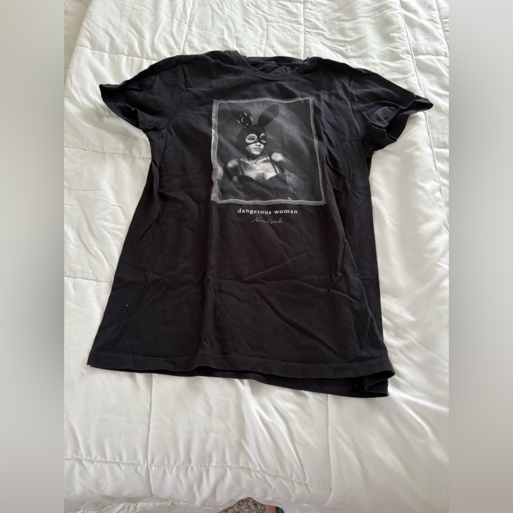 H&M Black Graphic Short Sleeve Tee